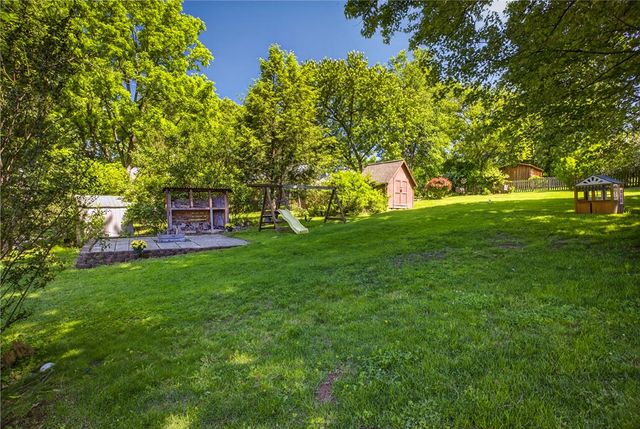 2406 Morrow Pl, Bethel Park, PA 15102
