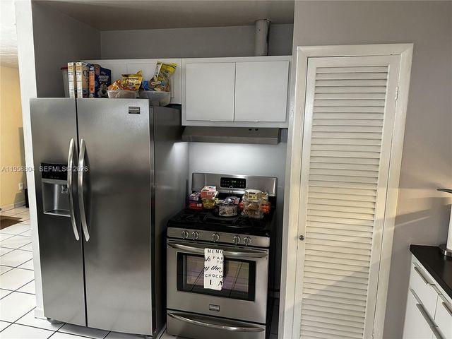 3860 SW 121st Ave, Miami, FL 33175