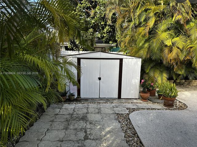 3860 SW 121st Ave, Miami, FL 33175