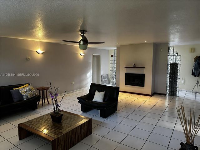 3860 SW 121st Ave, Miami, FL 33175