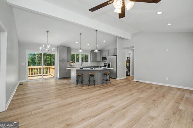 126 Lucinda Lane, Fayetteville, GA 30214