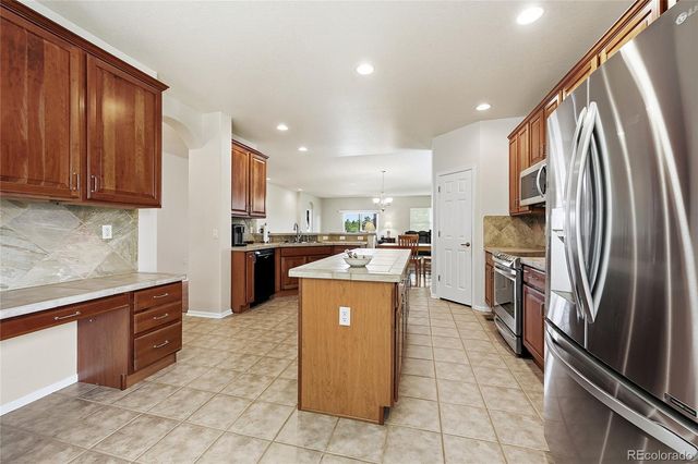 21993 E Heritage Parkway, Aurora, CO 80016