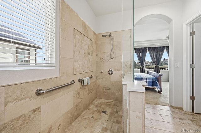 21993 E Heritage Parkway, Aurora, CO 80016