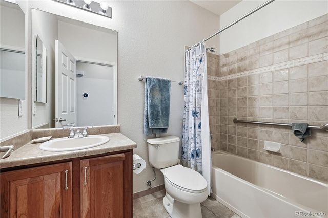 21993 E Heritage Parkway, Aurora, CO 80016