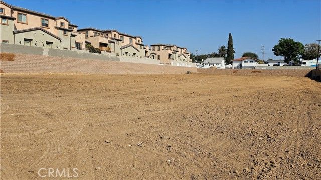 320 -330 Monte Vista, La Habra, CA 90631