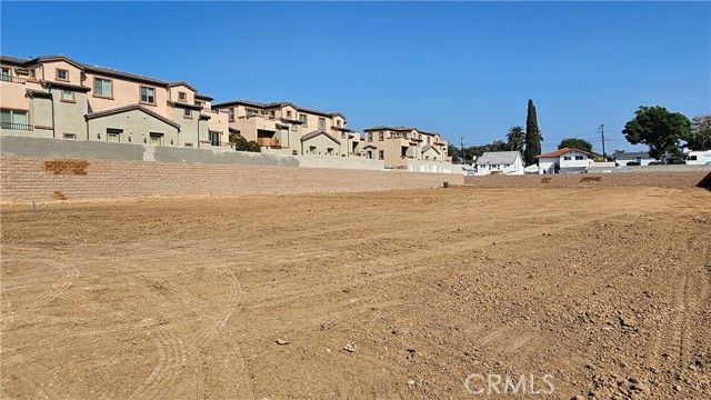 320 -330 Monte Vista, La Habra, CA 90631