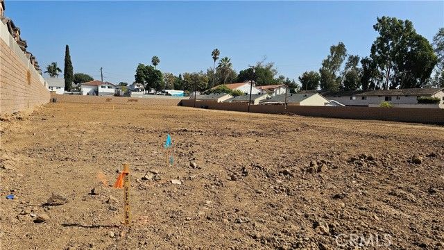 320 -330 Monte Vista, La Habra, CA 90631