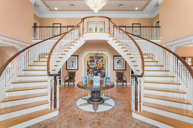 6 Steel Rd, Hopedale, MA 01747