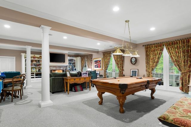 6 Steel Rd, Hopedale, MA 01747