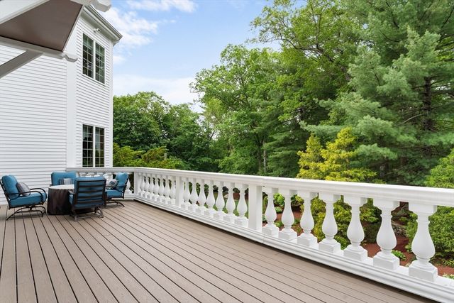 6 Steel Rd, Hopedale, MA 01747