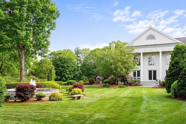 6 Steel Rd, Hopedale, MA 01747