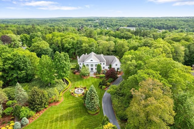 6 Steel Rd, Hopedale, MA 01747