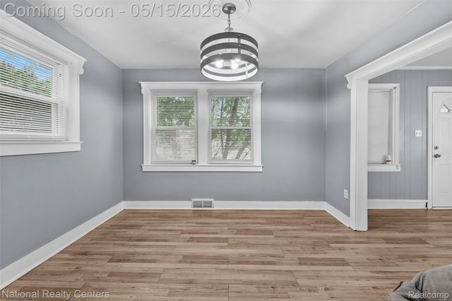 686 N Perry Street, Pontiac, MI 48342