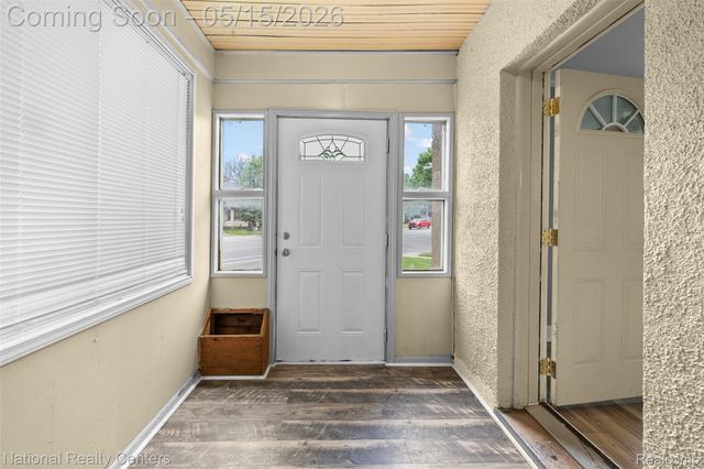 686 N Perry Street, Pontiac, MI 48342