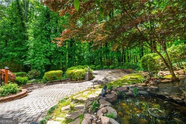 1429 Shadowrock Court, Marietta, GA 30062