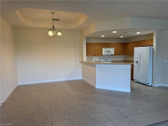 3969 Pomodoro CIR 302, Cape Coral, FL 33909