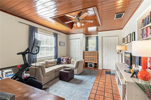 1669 Grove AVE, Fort Myers, FL 33901