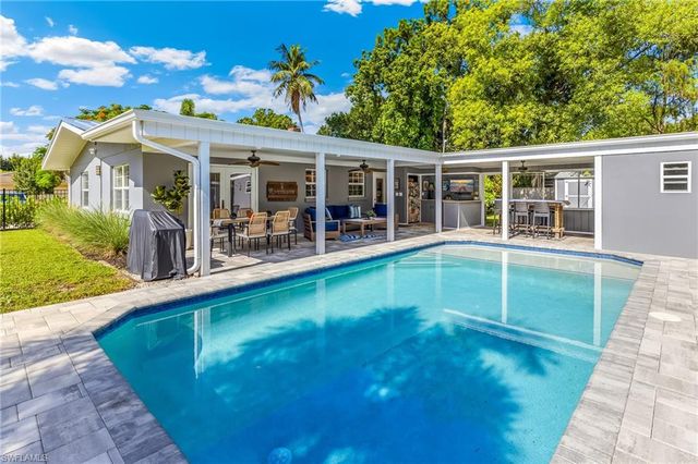 1669 Grove AVE, Fort Myers, FL 33901