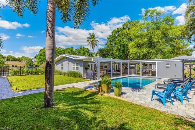 1669 Grove AVE, Fort Myers, FL 33901