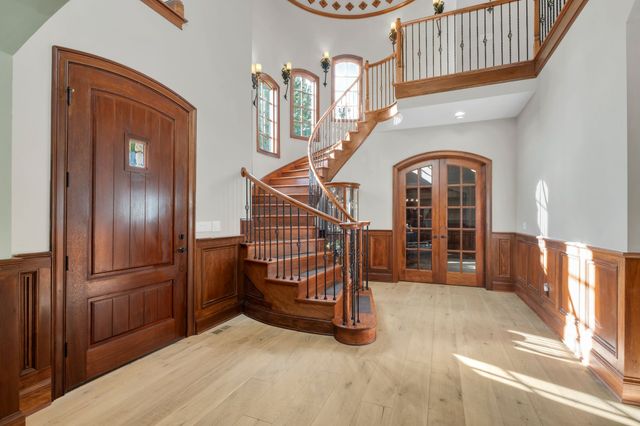 5915 Hillsboro Pike, Nashville, TN 37215