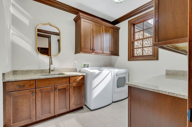 5915 Hillsboro Pike, Nashville, TN 37215