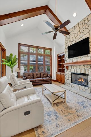 5915 Hillsboro Pike, Nashville, TN 37215