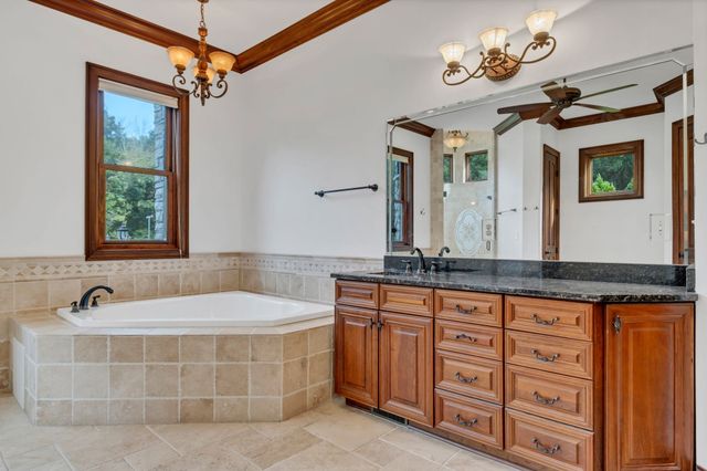 5915 Hillsboro Pike, Nashville, TN 37215