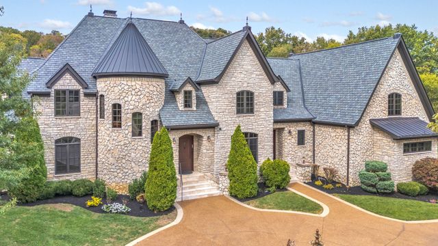 5915 Hillsboro Pike, Nashville, TN 37215