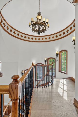 5915 Hillsboro Pike, Nashville, TN 37215