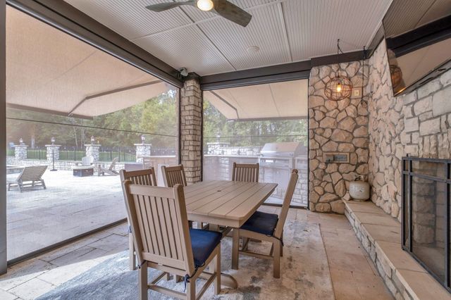 5915 Hillsboro Pike, Nashville, TN 37215