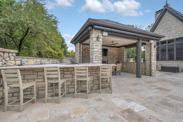 5915 Hillsboro Pike, Nashville, TN 37215