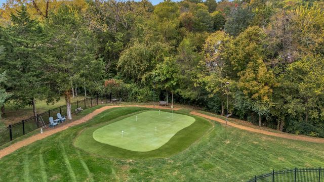 5915 Hillsboro Pike, Nashville, TN 37215