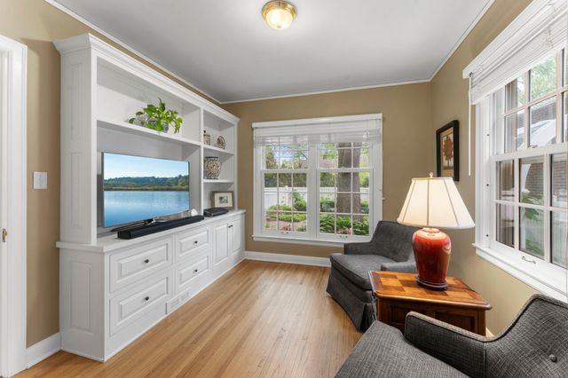 3725 Glenhurst Avenue, Saint Louis Park, MN 55416