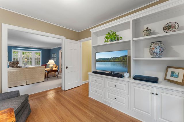 3725 Glenhurst Avenue, Saint Louis Park, MN 55416