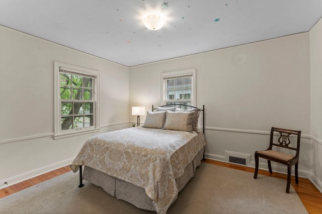 3725 Glenhurst Avenue, Saint Louis Park, MN 55416
