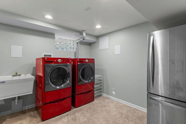 3725 Glenhurst Avenue, Saint Louis Park, MN 55416