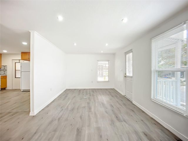 131 JASON DR, Valrico, FL 33594