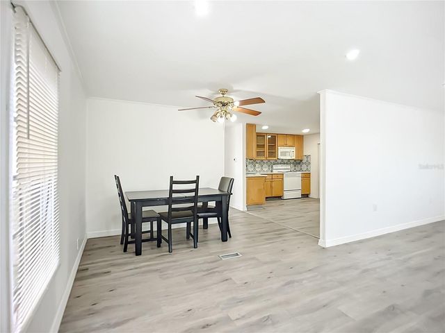 131 JASON DR, Valrico, FL 33594