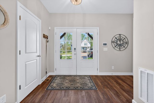 521 Evans Dr, Tullahoma, TN 37388