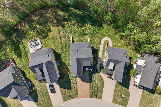 521 Evans Dr, Tullahoma, TN 37388