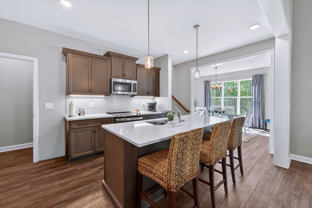 521 Evans Dr, Tullahoma, TN 37388