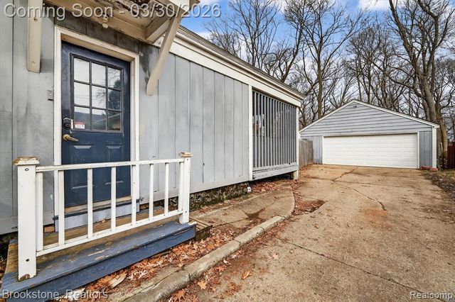 723 Parchmount Avenue, Kalamazoo, MI 49004