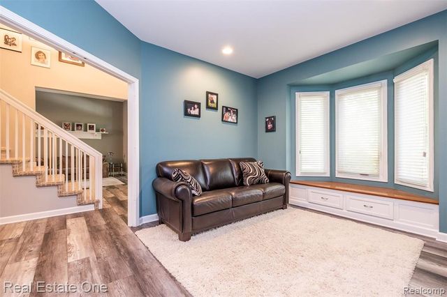 4488 Philip, Commerce Twp, MI 48382