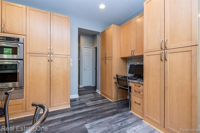 4488 Philip, Commerce Twp, MI 48382