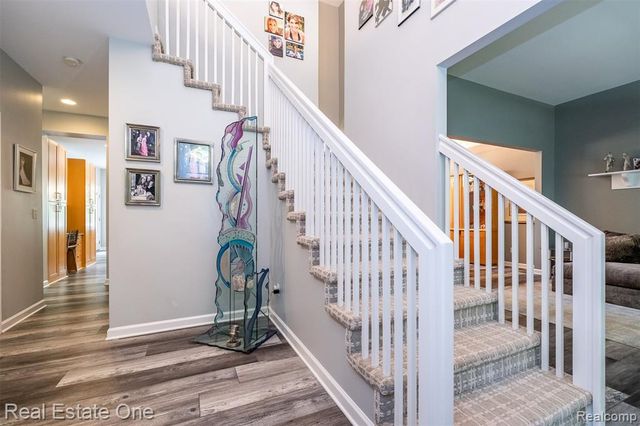 4488 Philip, Commerce Twp, MI 48382