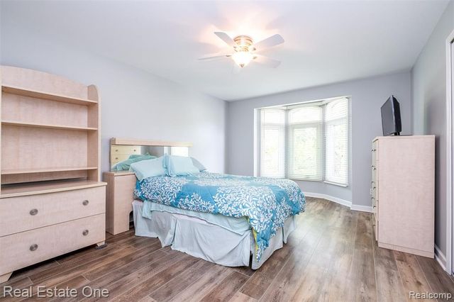 4488 Philip, Commerce Twp, MI 48382