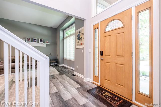 4488 Philip, Commerce Twp, MI 48382