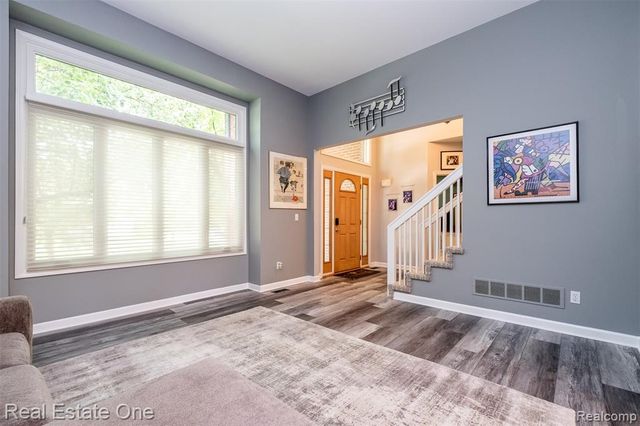 4488 Philip, Commerce Twp, MI 48382