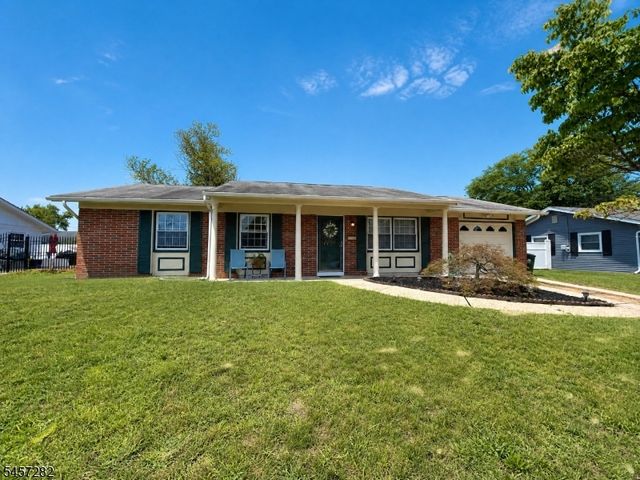 417 Madison Ave, Monroe Twp., NJ 08831
