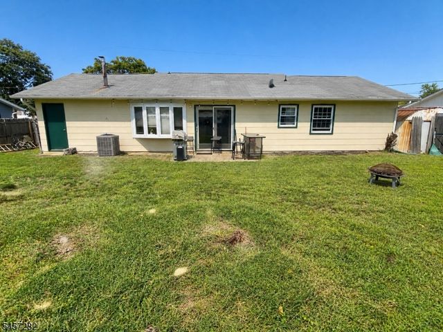417 Madison Ave, Monroe Twp., NJ 08831